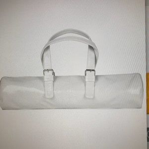 Women's Stylish Metropolitan Yoga Bag by agoy